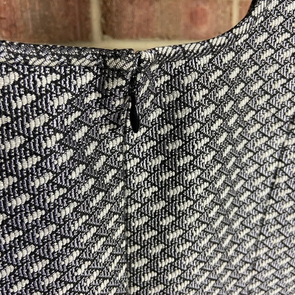 Theory Threkana Black and Gray Fit And Flare Dress, Size 00 - Picture 9 of 10